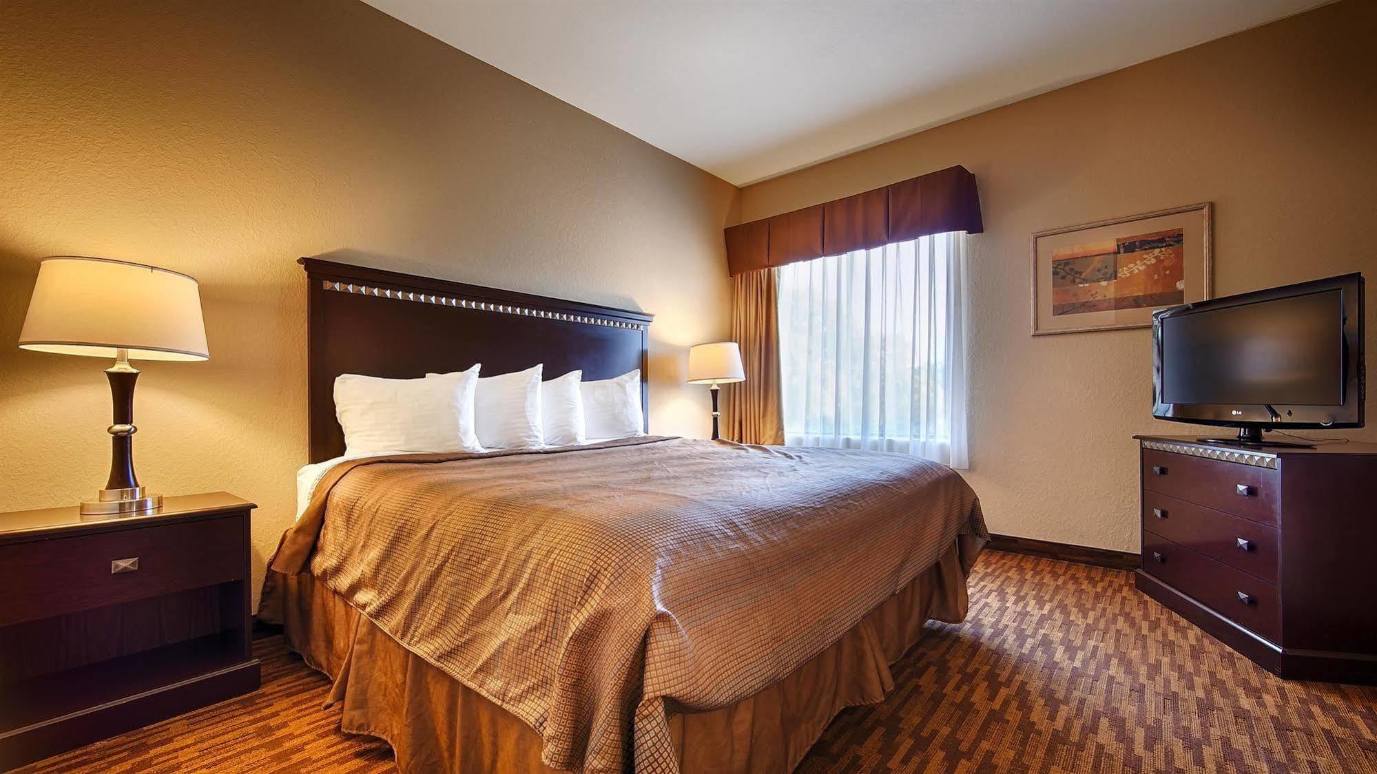Days Inn By Wyndham Semmes Мобил Экстерьер фото